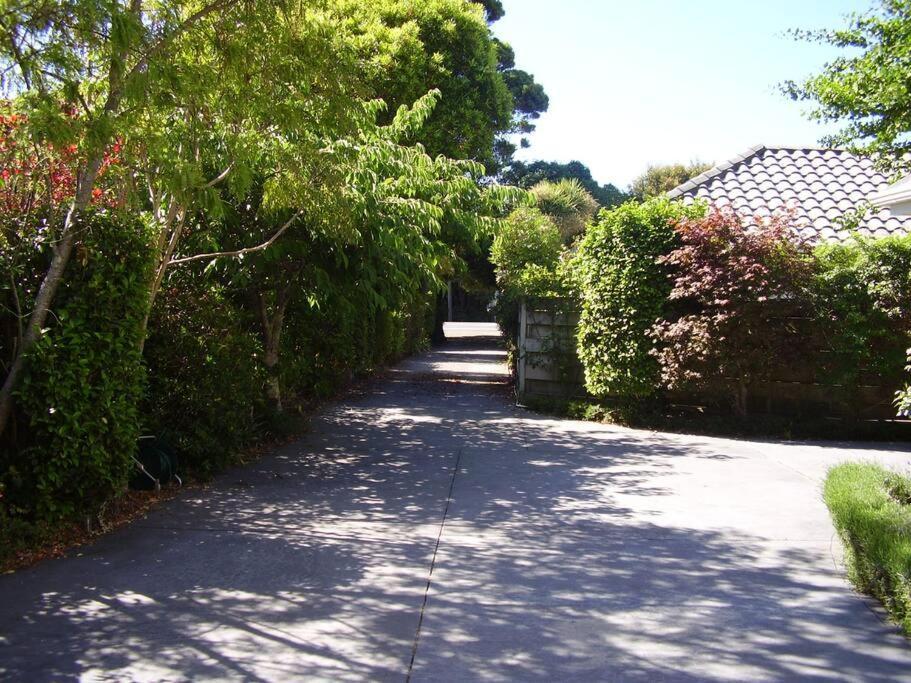 Quiet And Cosy Appartement Waikanae Buitenkant foto