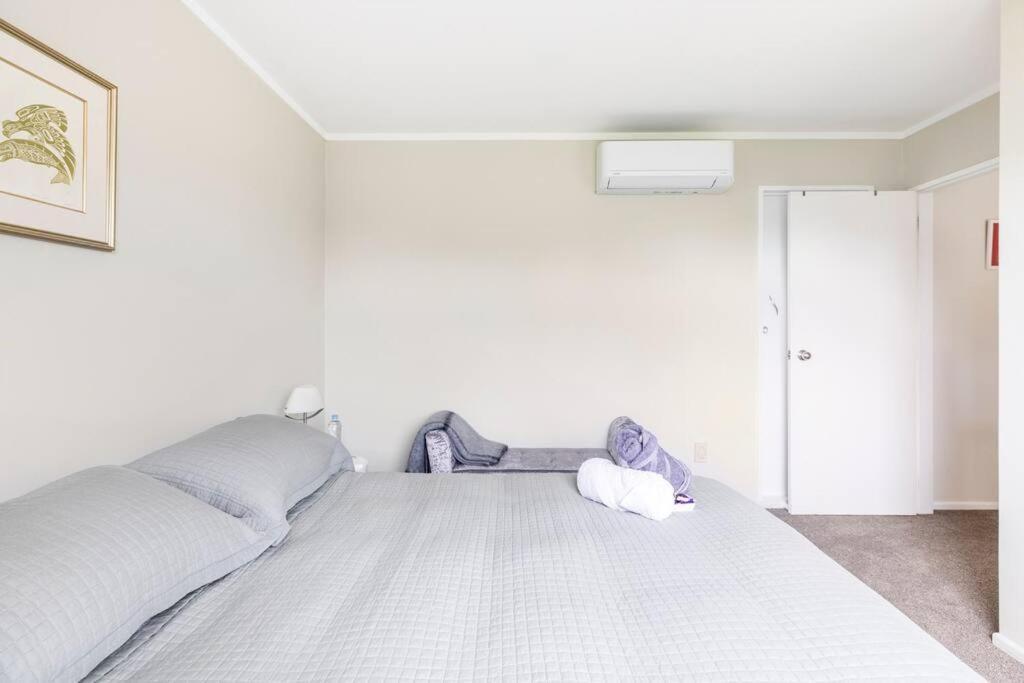Quiet And Cosy Appartement Waikanae Buitenkant foto